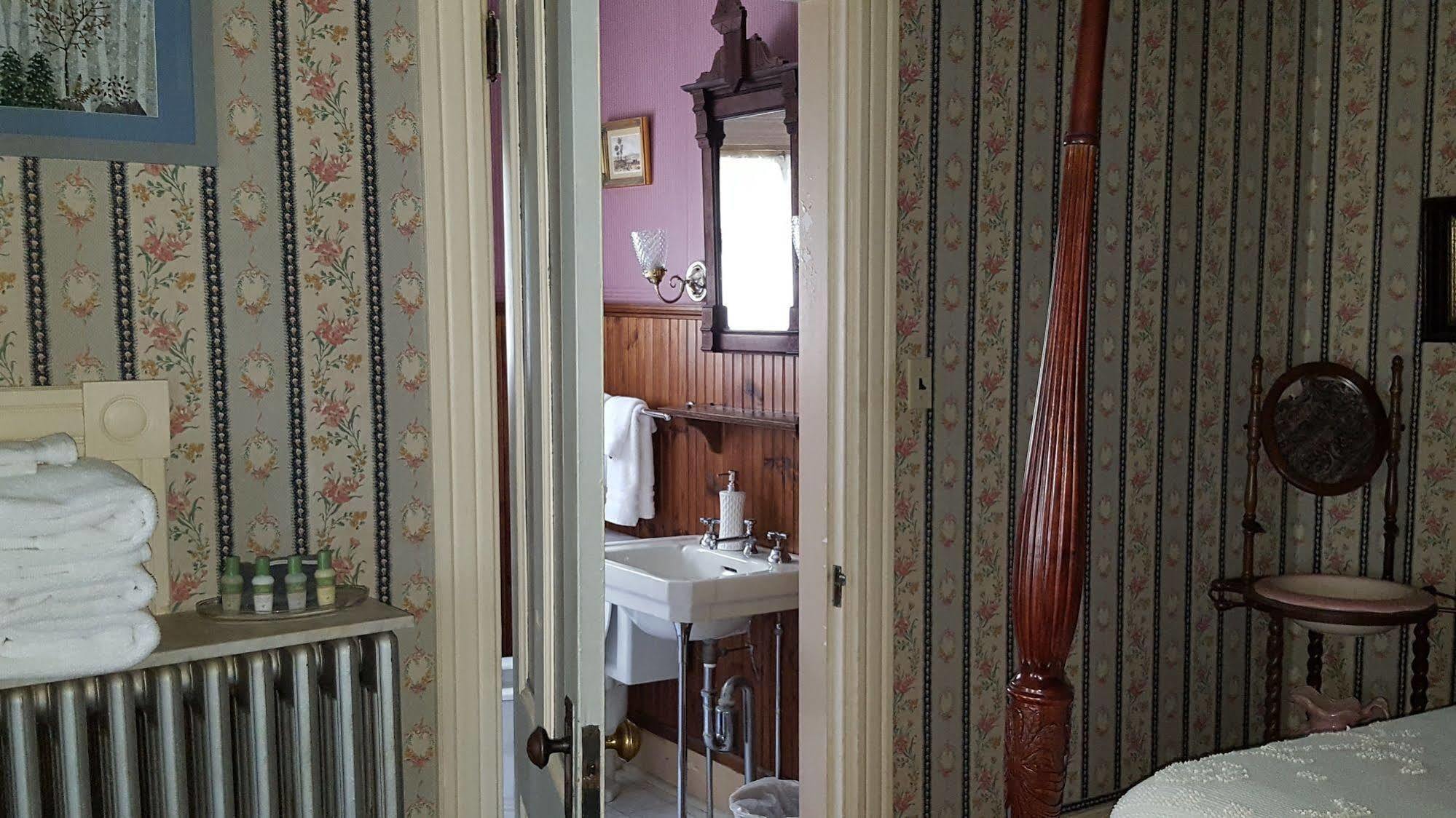 Holidae House Bed & Breakfast Бетел Екстер'єр фото
