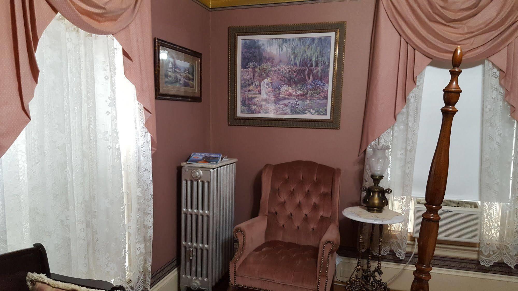 Holidae House Bed & Breakfast Бетел Екстер'єр фото