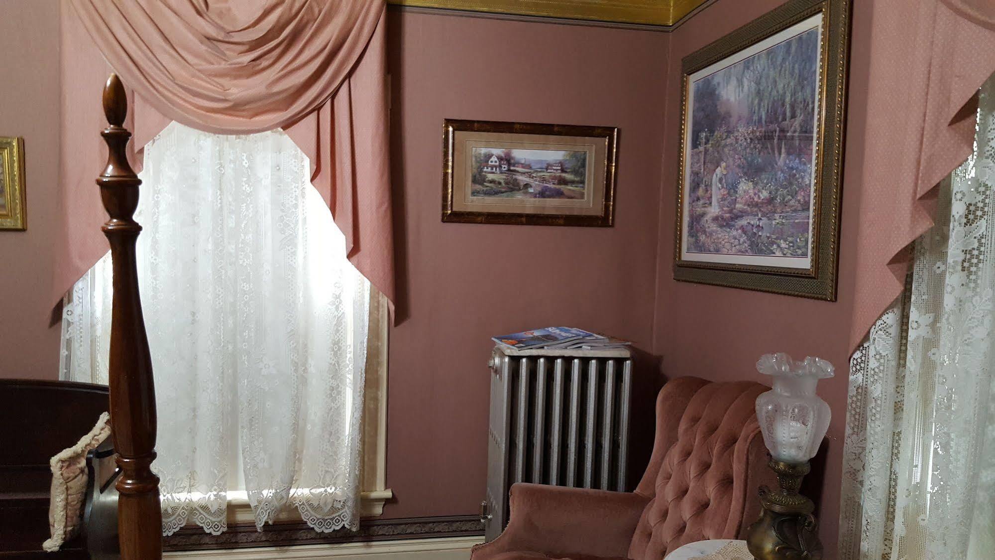Holidae House Bed & Breakfast Бетел Екстер'єр фото
