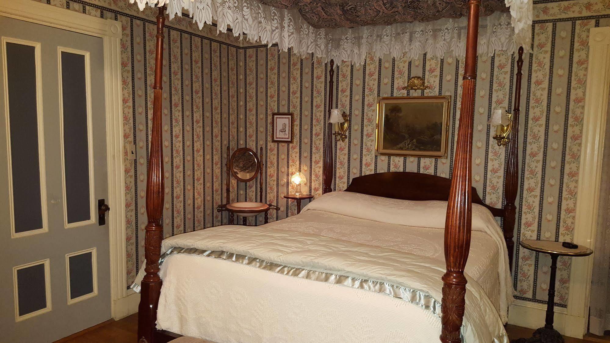 Holidae House Bed & Breakfast Бетел Екстер'єр фото