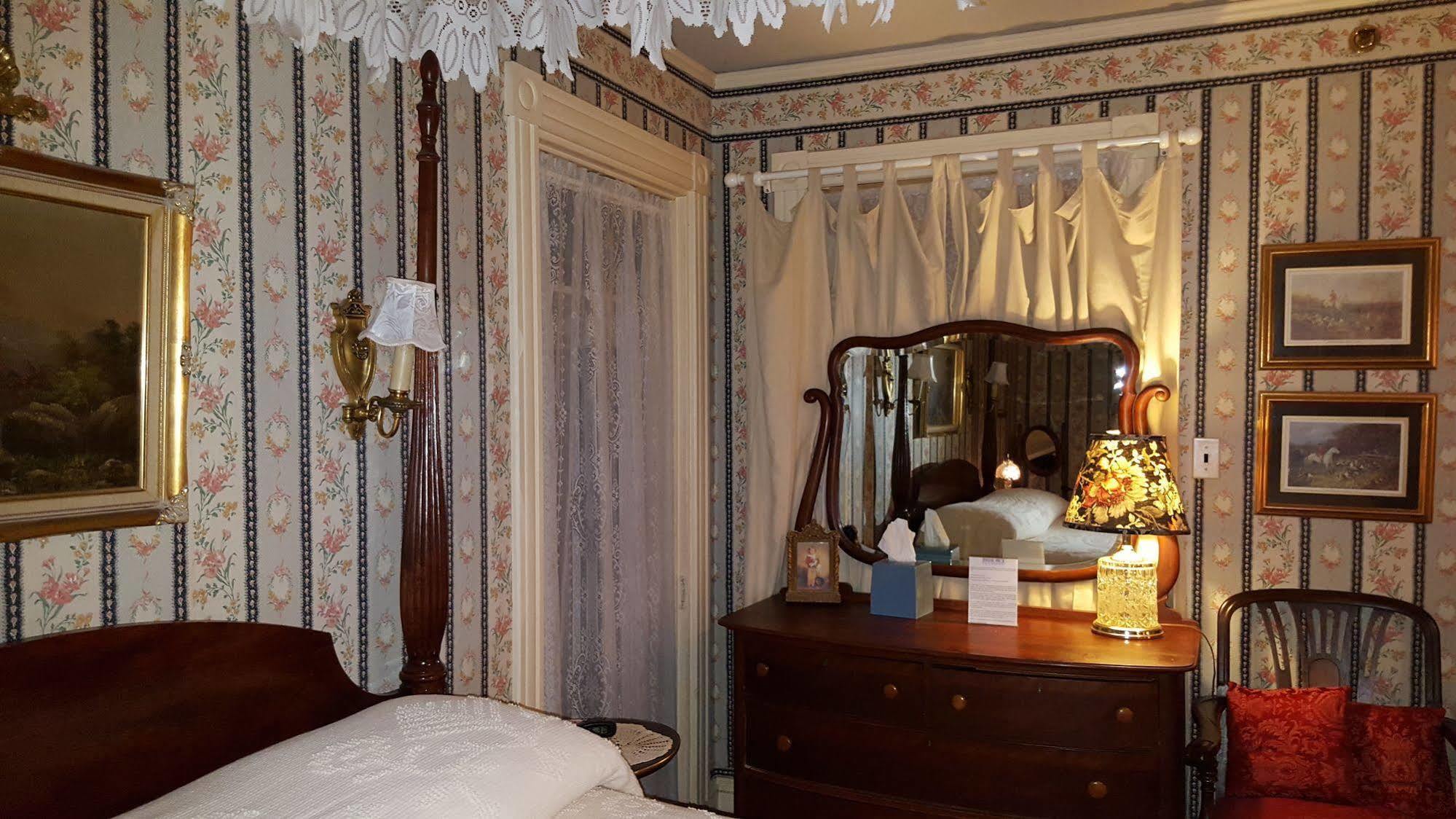 Holidae House Bed & Breakfast Бетел Екстер'єр фото
